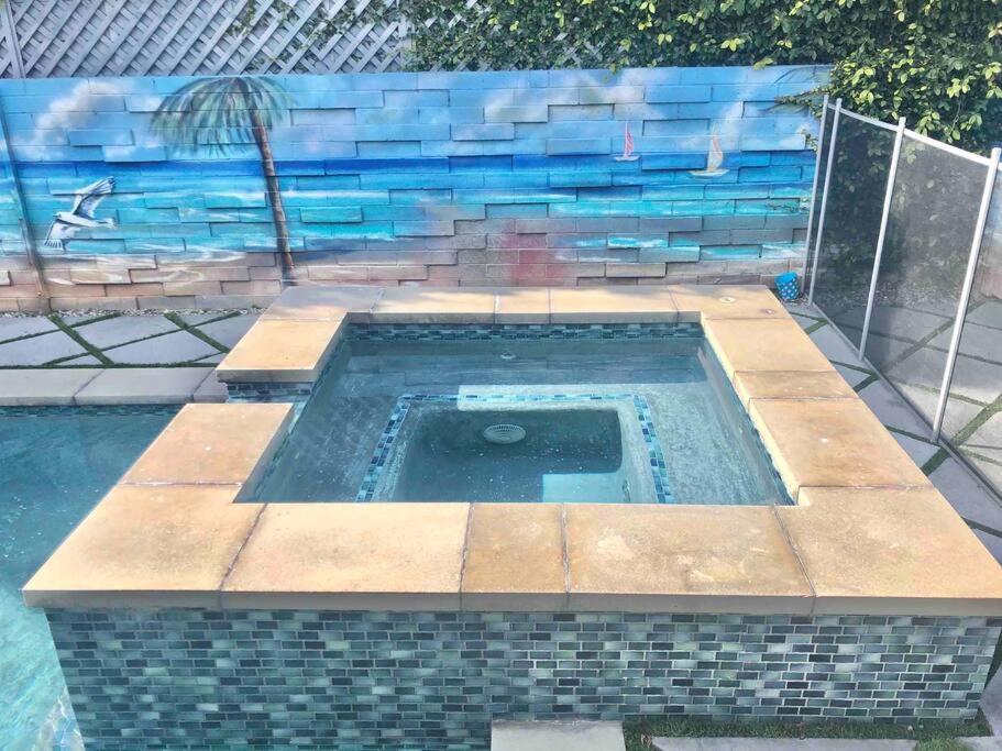 Luxury House Pool & 10 Mins From Hollywood & Universal Casa de férias *