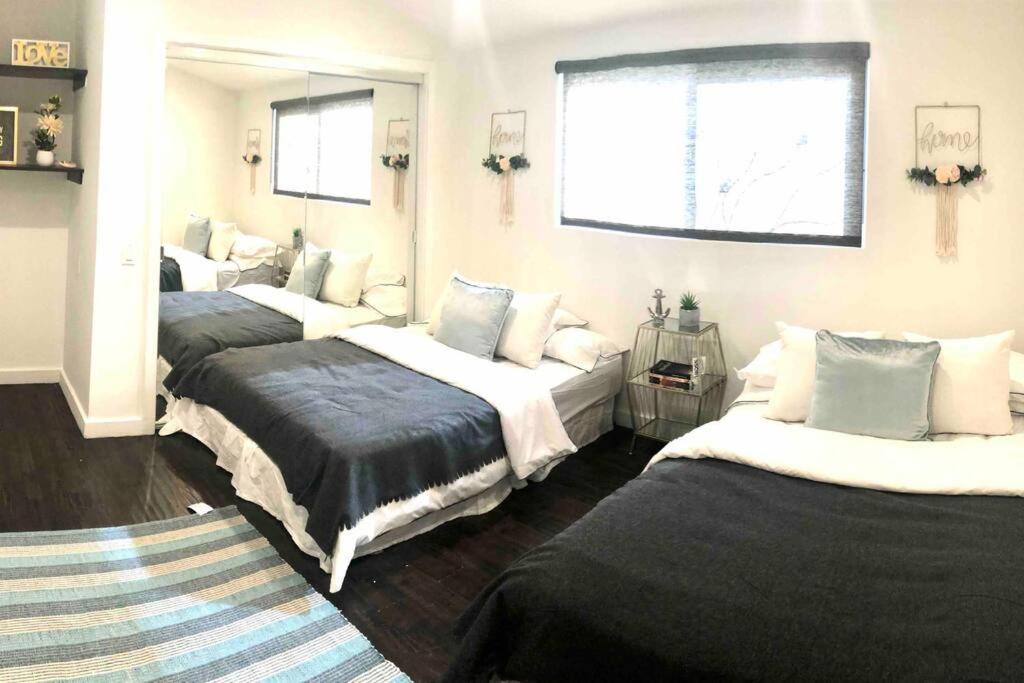 Casa de férias Luxury House Pool & 10 Mins From Hollywood & Universal